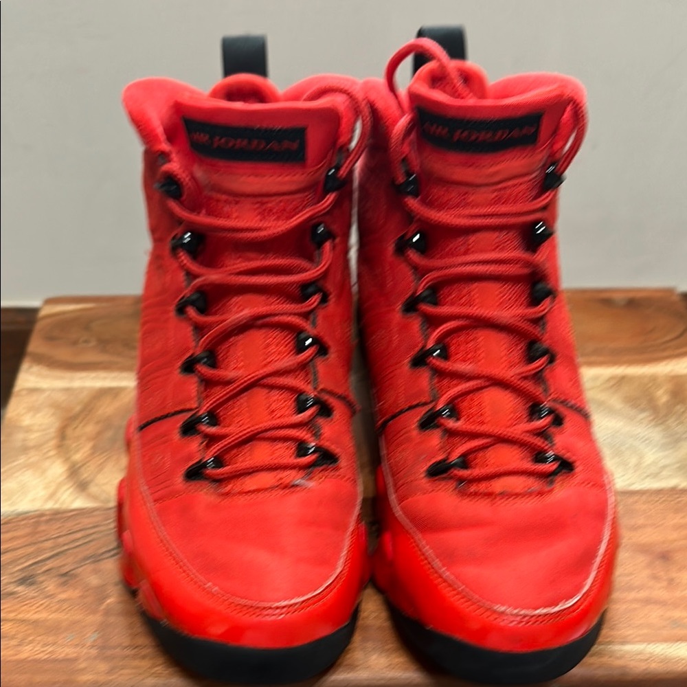 Air Jordan 9 retro Red High-Top Sneakers